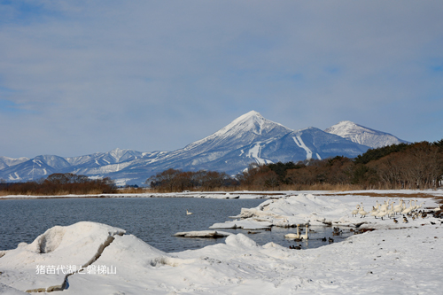 2-猪苗代湖と磐梯山.jpg
