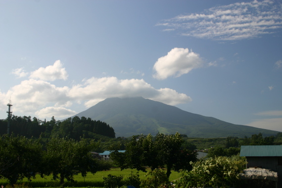 岩木山全景１.JPG